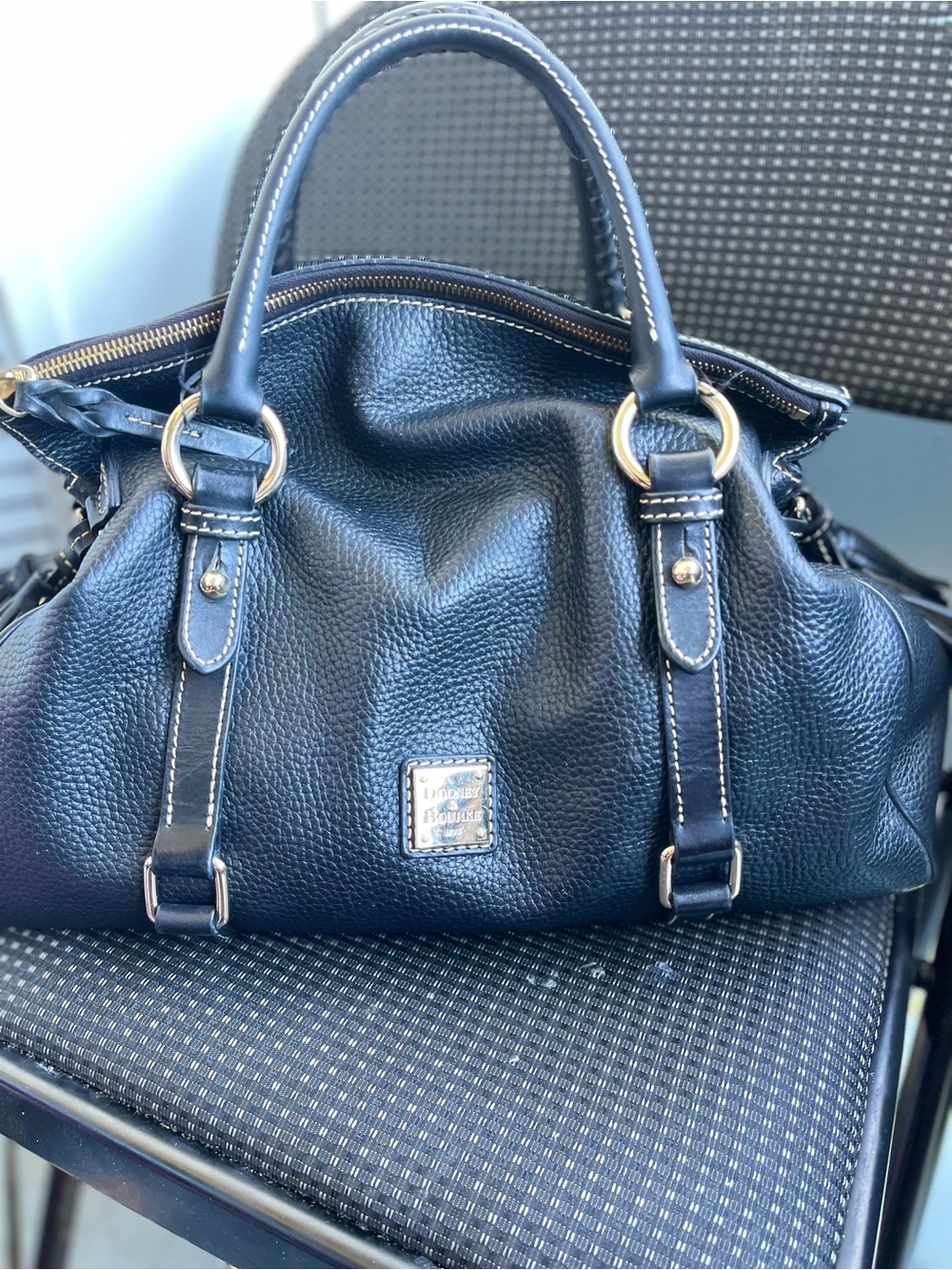 DOONEY & BOURKE LARGE PEBBLE GRAIN SATCHEL